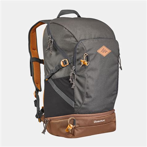 quechua backpack 30l.